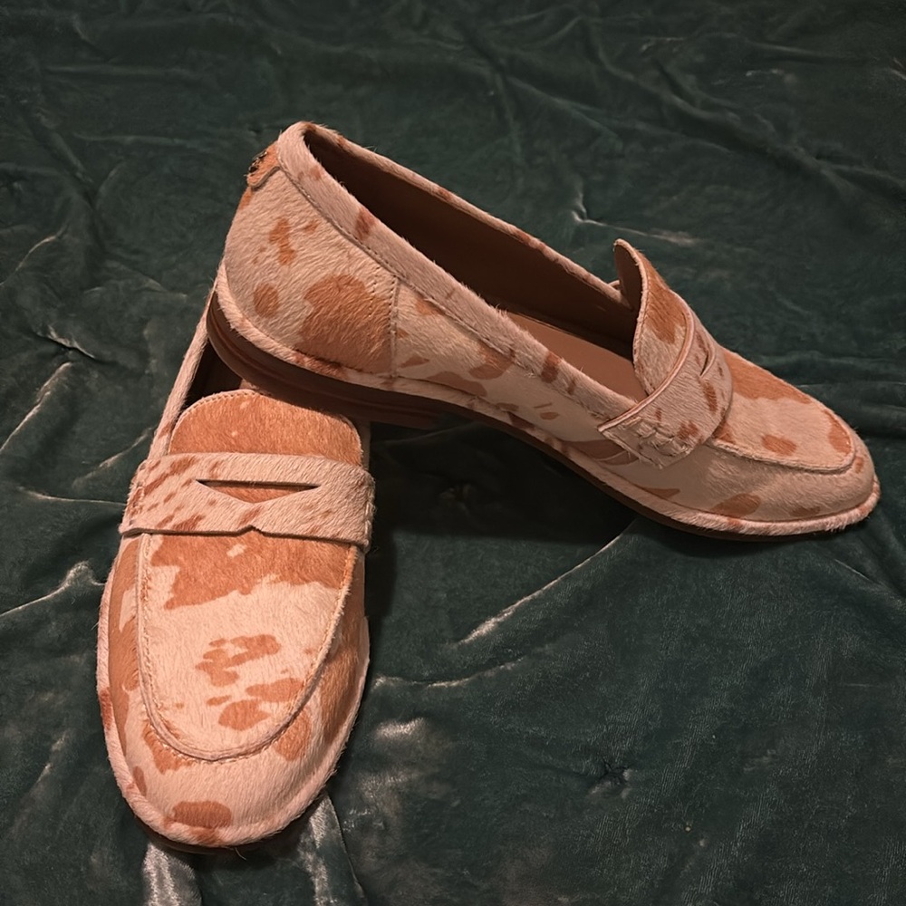 New Sam Edelman Birch natural and ivory Brahma calf hair penny loafers Size 8